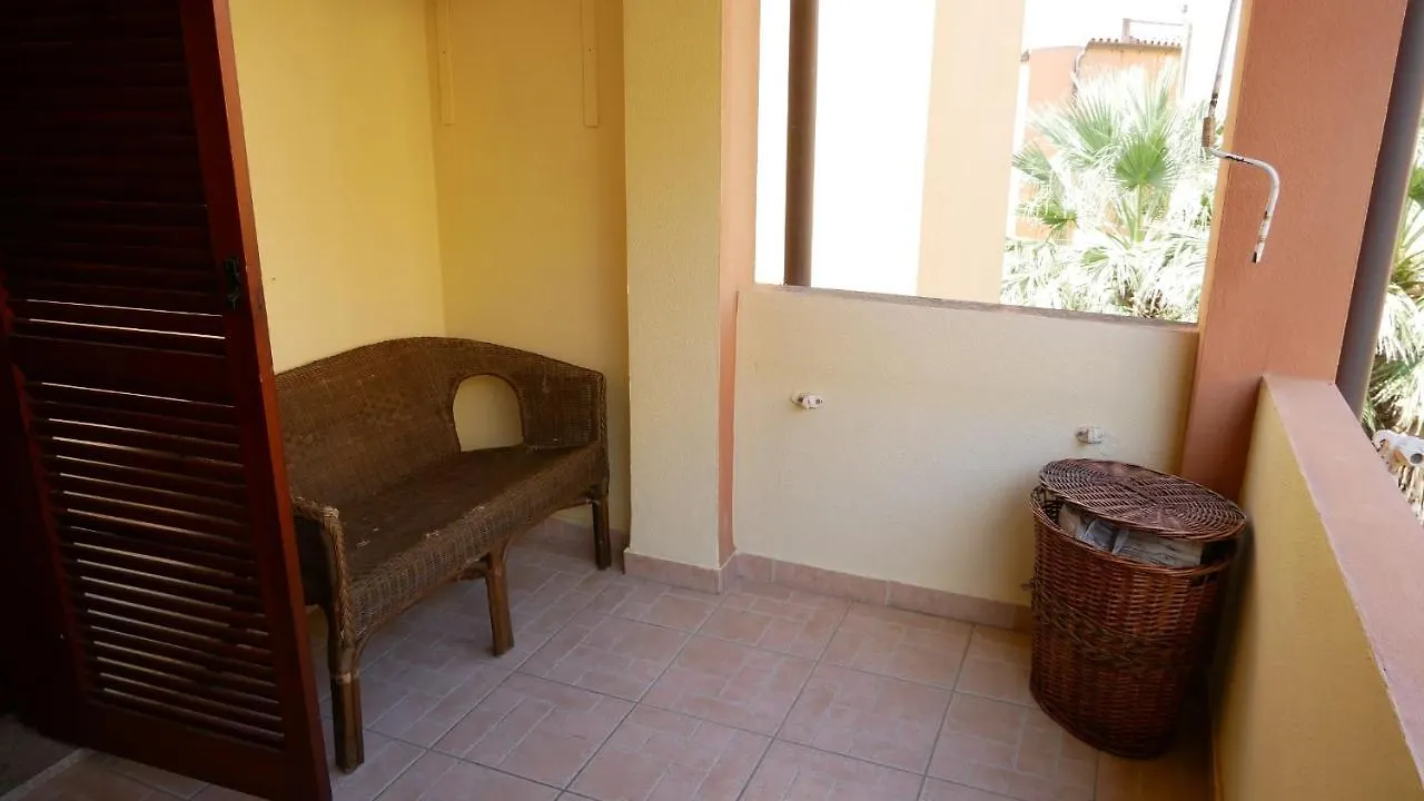 Marina Di Olbia Guest Apartment - Self Check-In - Iun R1646 Italy
